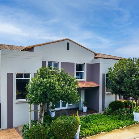 Flensborg Studios & Penthouse - Langebaan Golf Estate Esterno foto