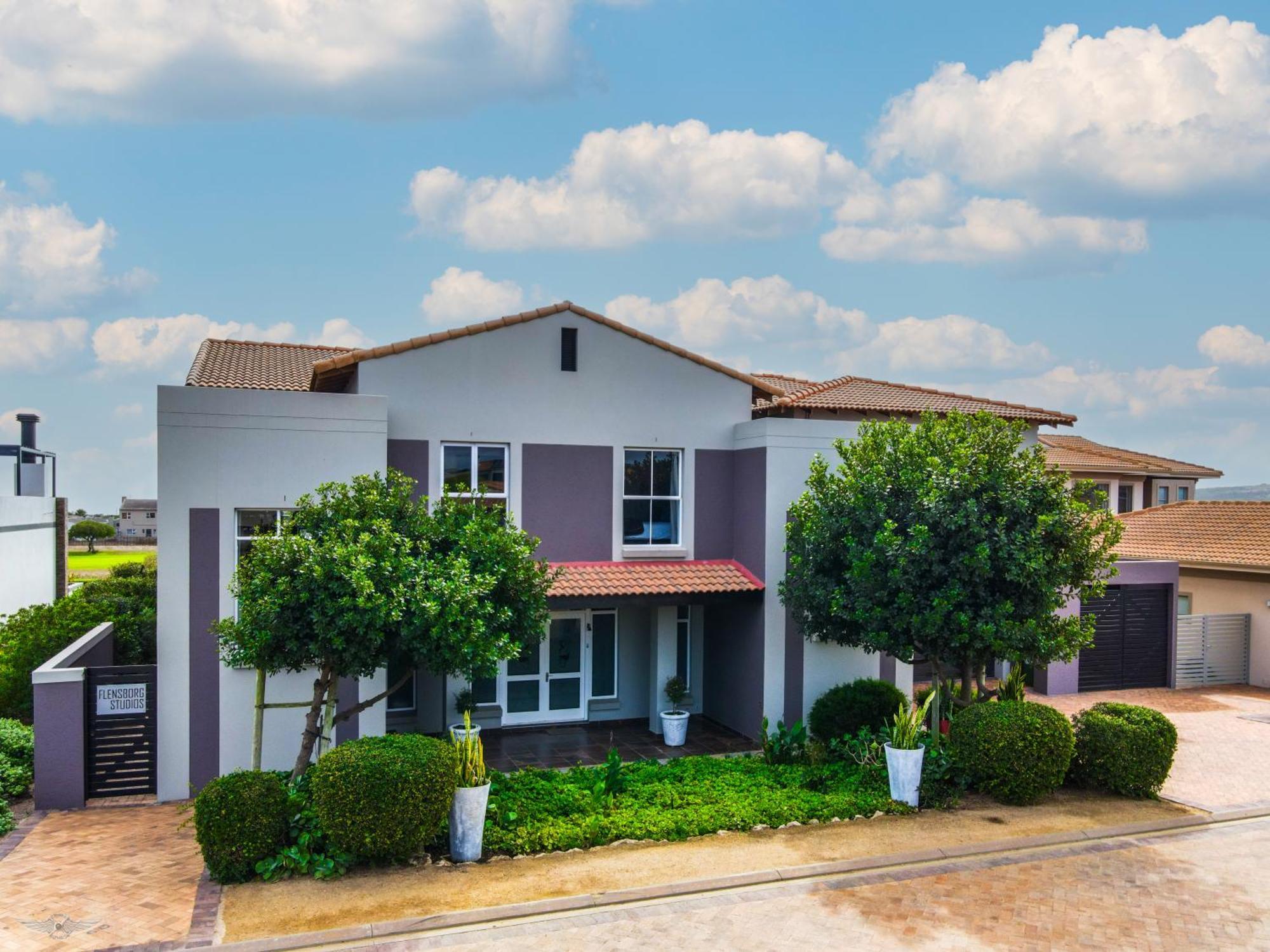 Flensborg Studios & Penthouse - Langebaan Golf Estate Esterno foto